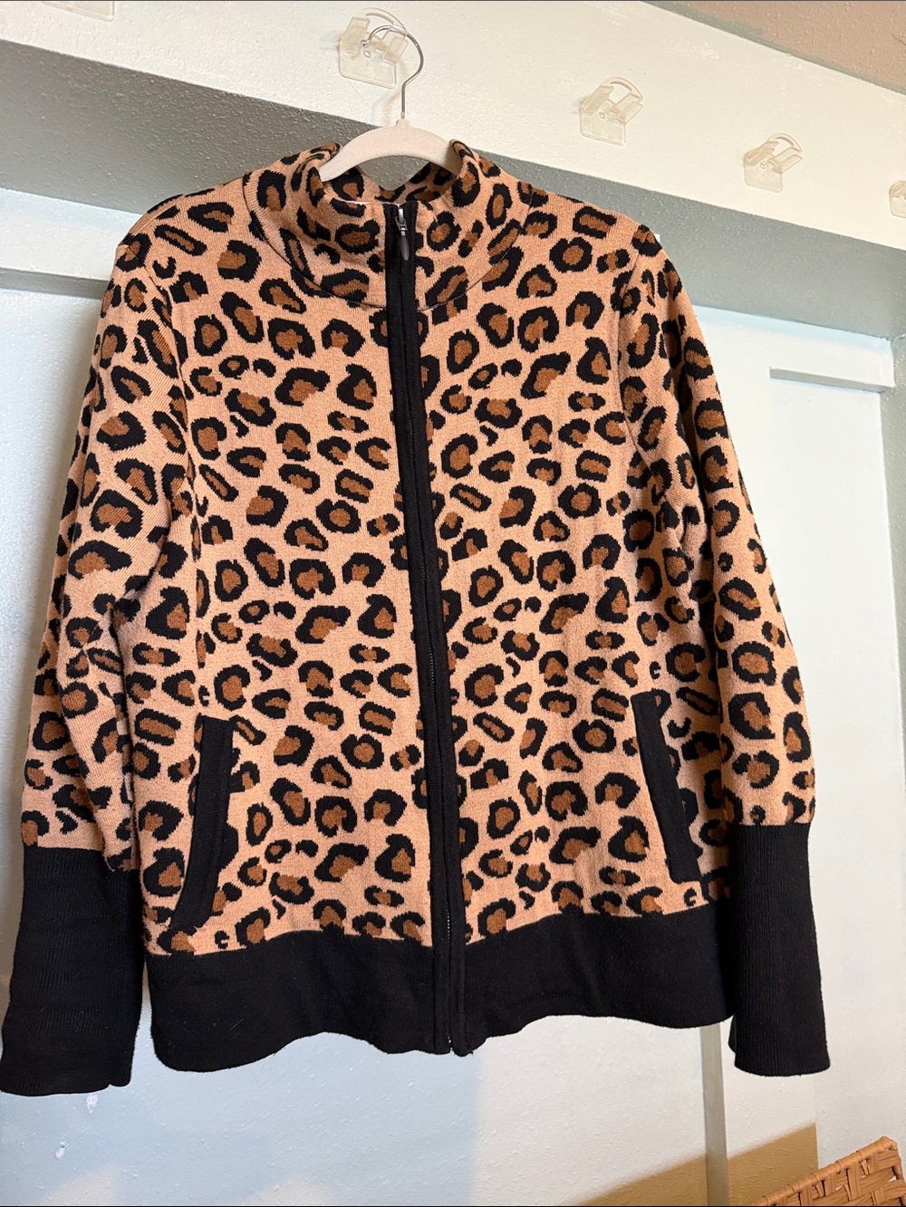 Racheal Zoe Leopard Print Zip-Up sweater Jacket - Black & Tan